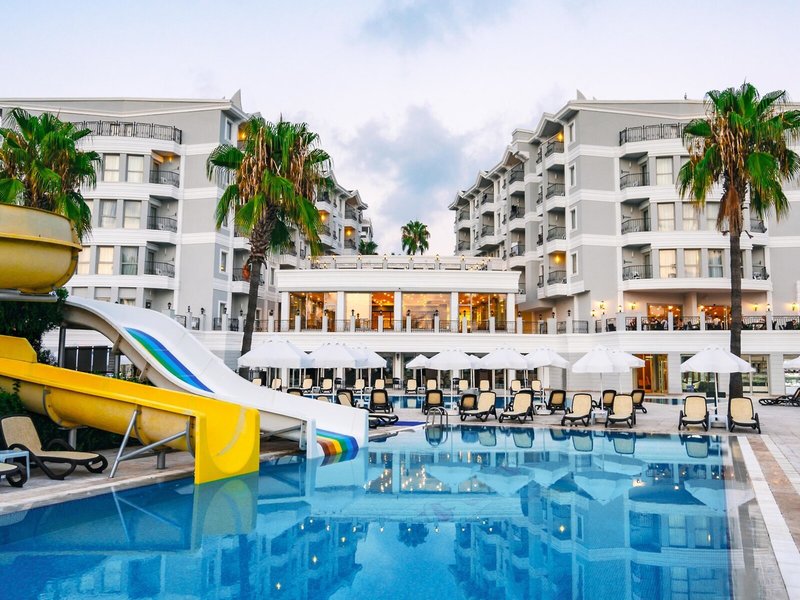 Royal Atlantis Beach **** Royal Atlantis Beach ****